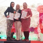 Studio Glamourin tytööt osallistuivat Tarttoossa keväällä 2014 ripsiteknikkojen kisoihin. Kotiin tuli ensimmäinen sija.